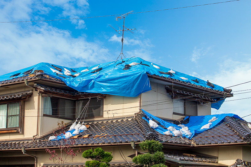 【地震対策】地震が起きた時、屋根の被害を最小限にとどめる
